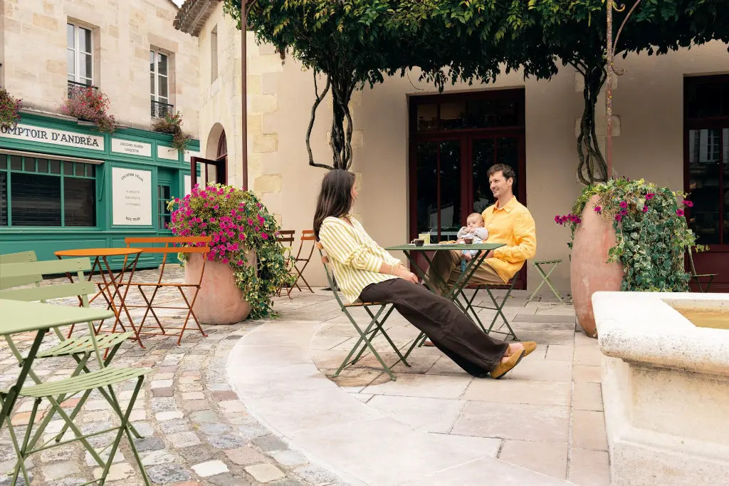 BISTRO_ORANGE_CONFITE_CACTUS_TERRASSE_CHATEAU-REAL_ALBUM26_HUGO_LECRUX_2.webp