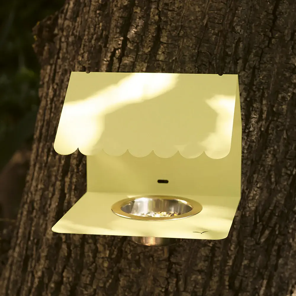 fermob-picoti-bird-feeder-LS4_3a9abc40-fb53-4346-a34a-ea736b5a33ce_1000x.webp