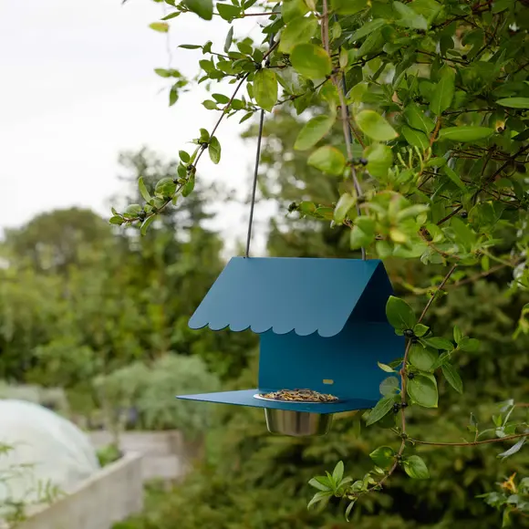 fermob-picoti-bird-feeder-view-add07_580x.webp