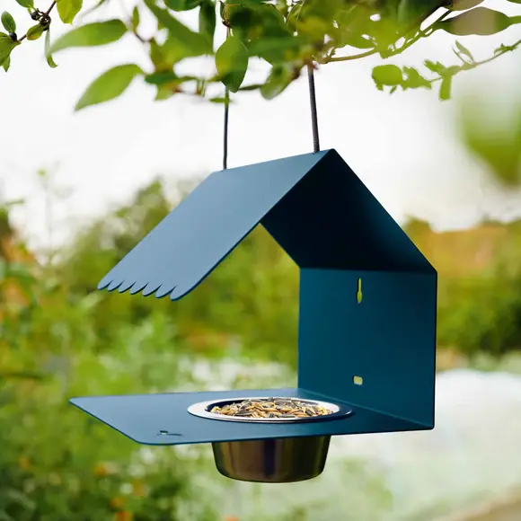 fermob-picoti-bird-feeder-view-add04_580x.webp
